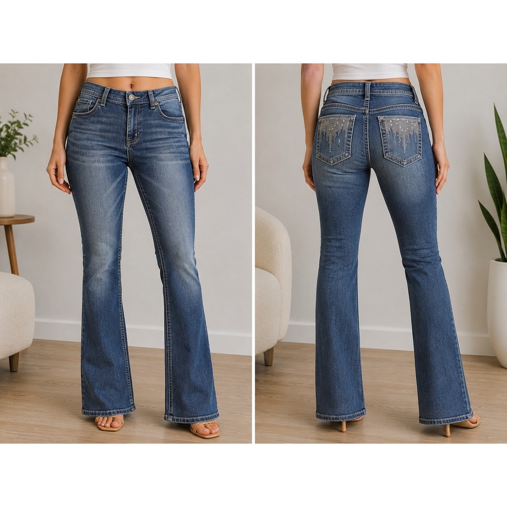 Apt. 9 Women Medium Wash Rhinestone Embellished Bootcut Jeans Size 12